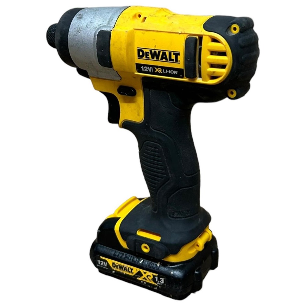 Pre-owned BLACK FRIDAY SALE - DeWalt DCF815 Impact Bit Driver w/Battery ...